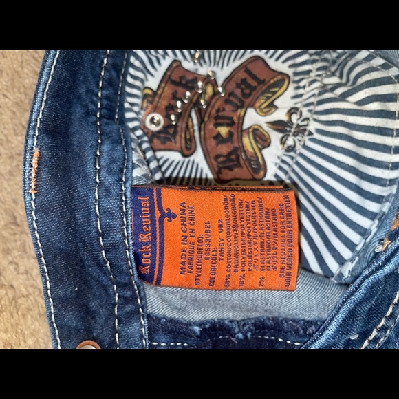 Rock Revival Jeans - Picture 8 of 9